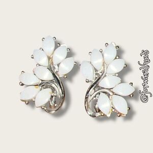 Silver-Tone Non-Pierced Earrings – Timeless Vintage Elegance